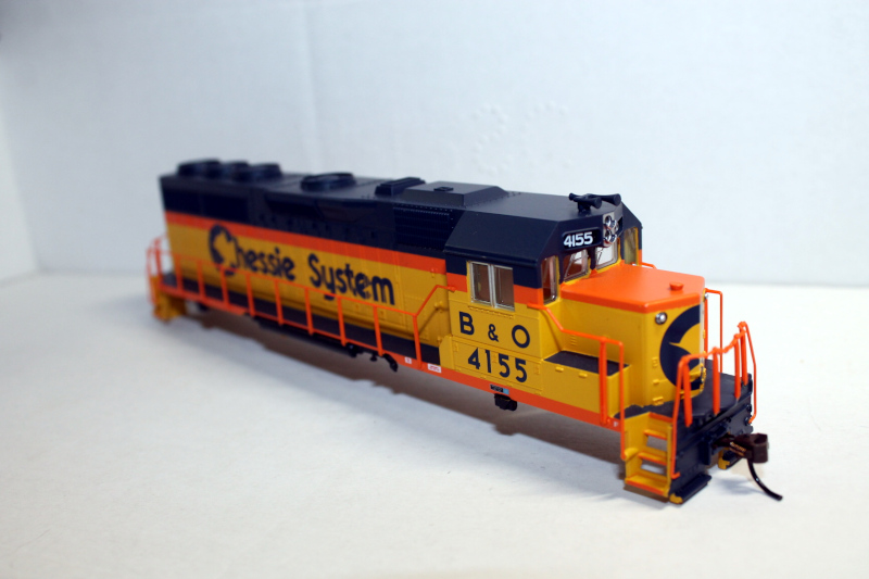 (image for) Loco Body Shell - Chessie System #4155 ( HO GP40 )